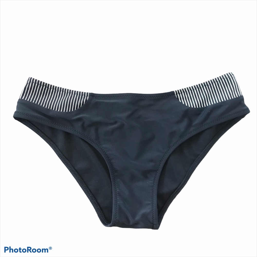 Cupshe Black and White Bikini Bottom